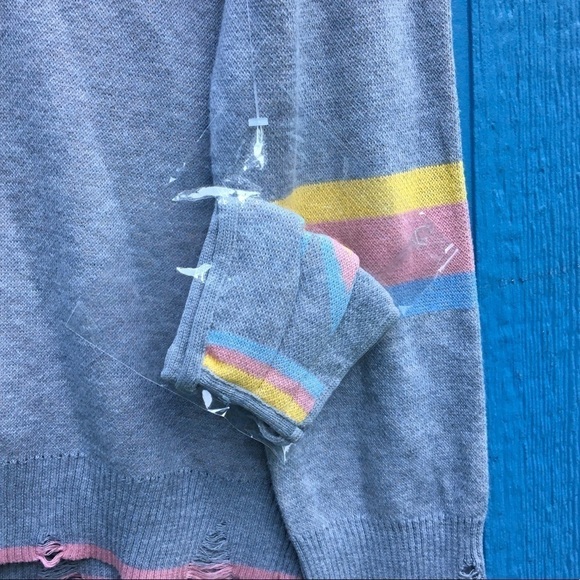 NWT Fate Distressed Sweater and Face Mask 2X - Picture 5 of 7